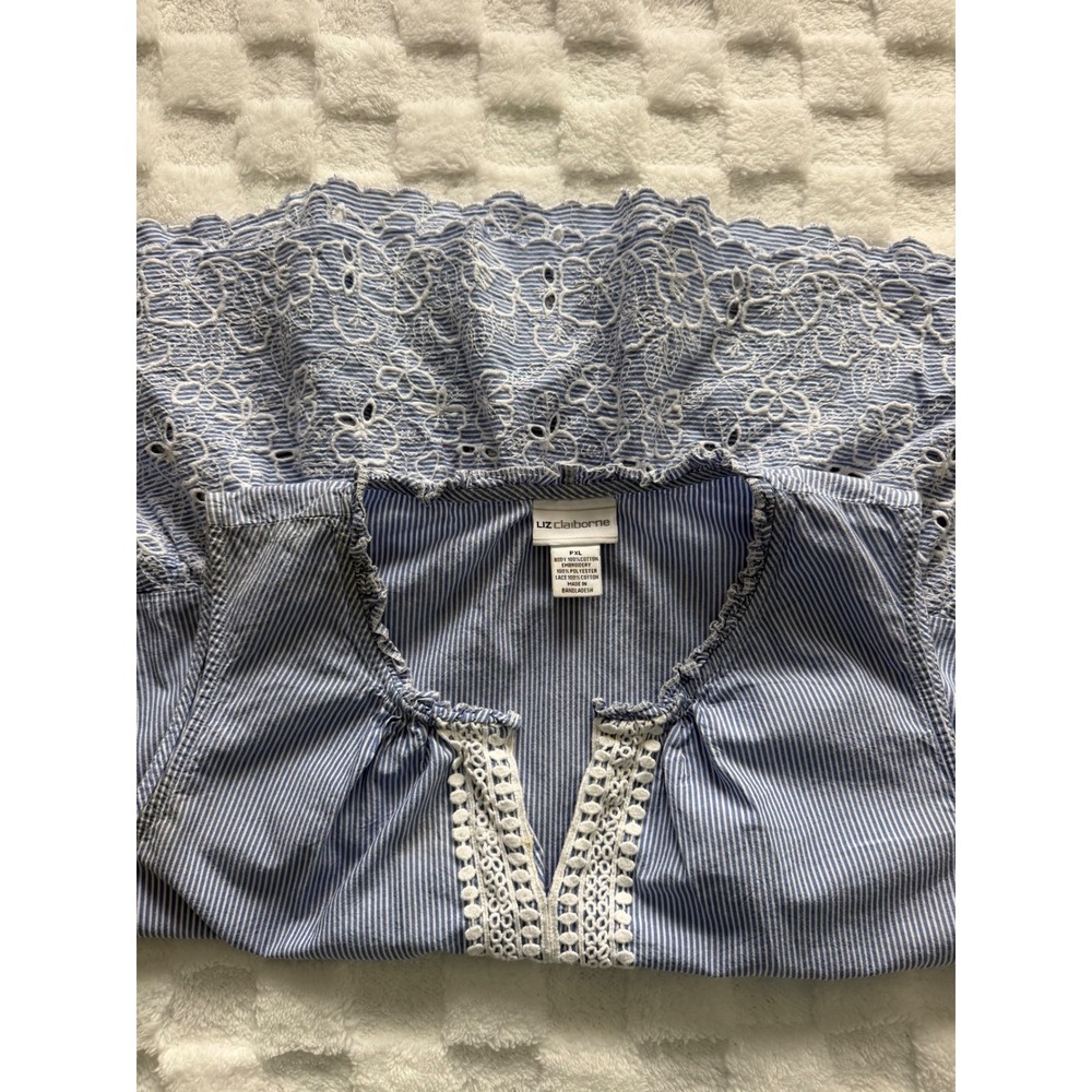 Liz Claiborne Blue/White Pinstripe Eyelet Peplum Sleeveless Top Sz PXL - EUC